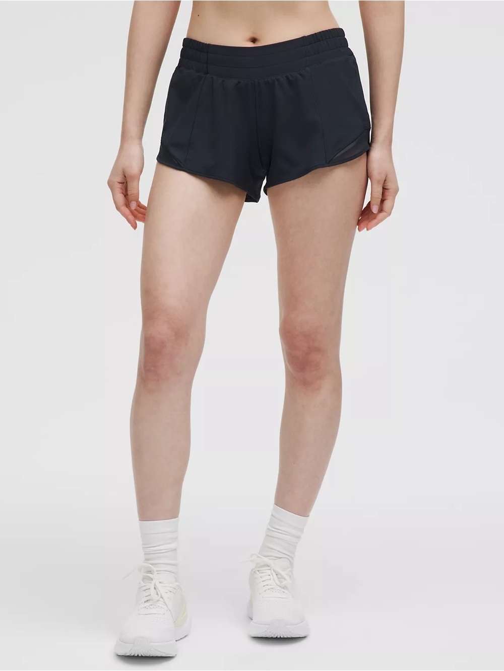Lululemon Hotty Hot Low-Rise Lined Short 2.5"